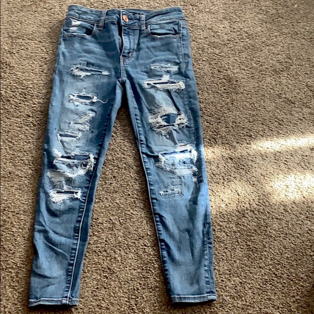 Size 0 Woman’s American Eagle Jeans